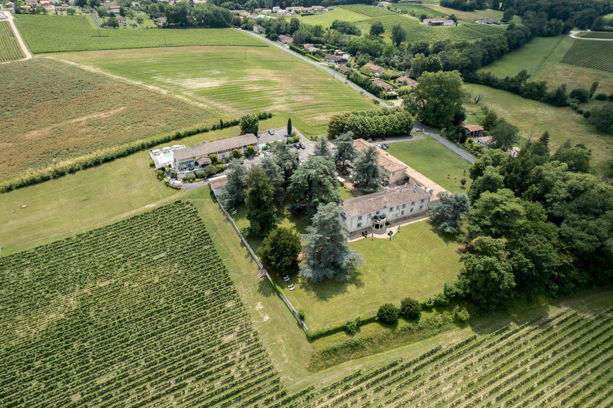 Pey La Tour - Logis Hotels & Restaurant Salleboeuf Exterior foto