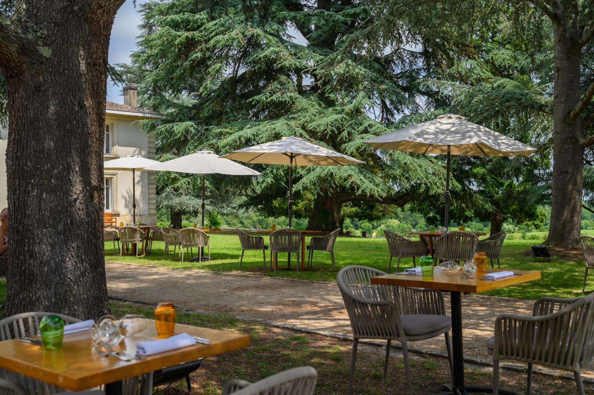 Pey La Tour - Logis Hotels & Restaurant Salleboeuf Exterior foto